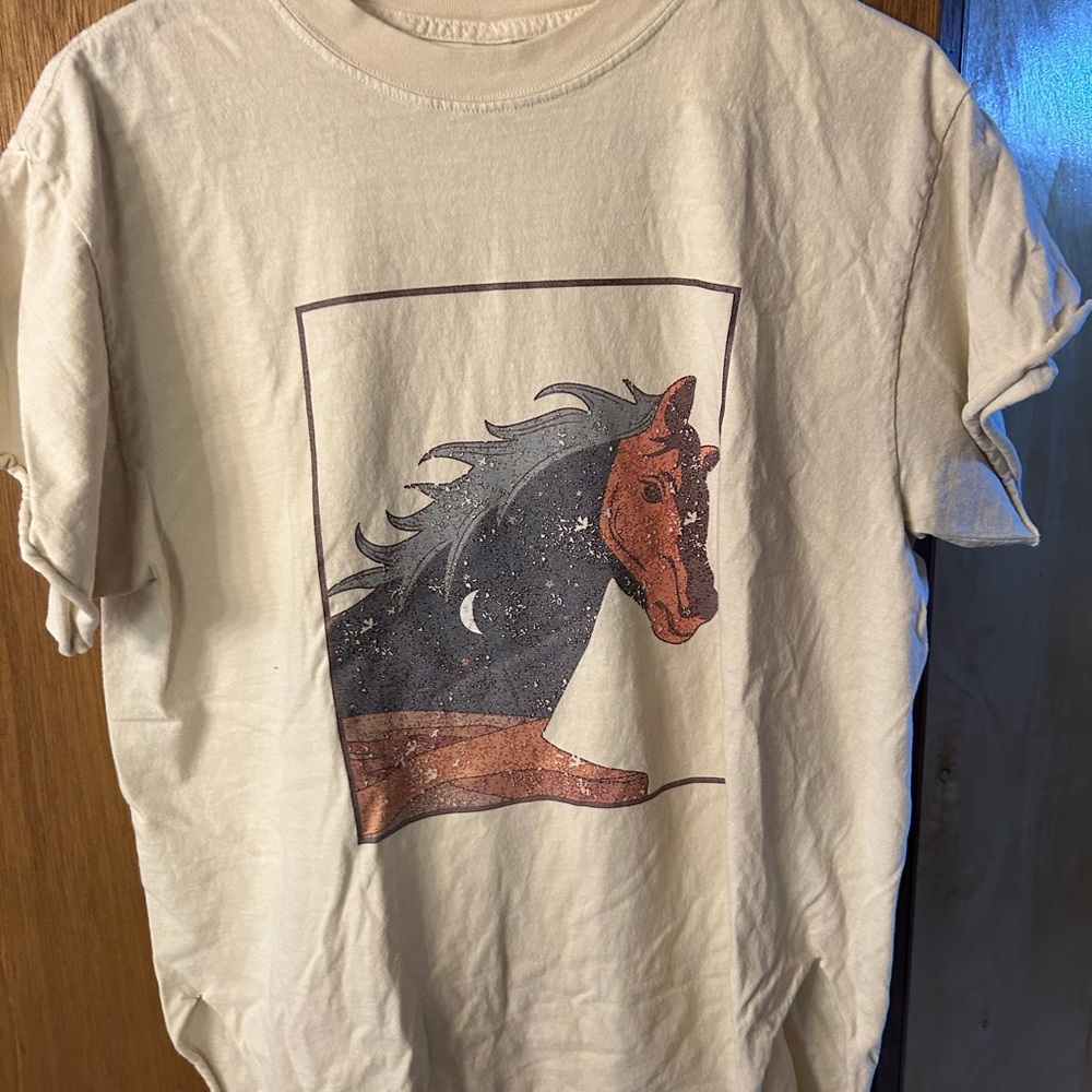 Horse Tee